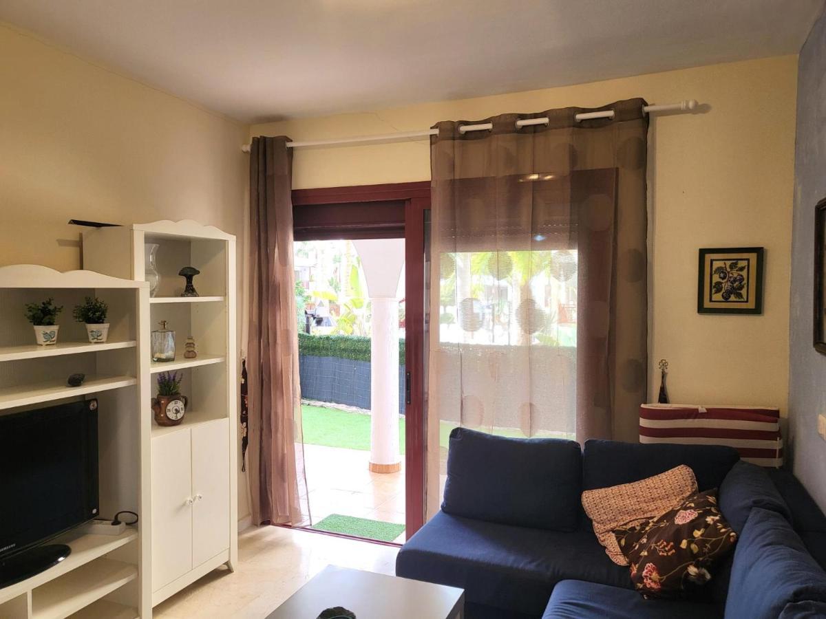 Oasis Palm Mar By Helloapartments المظهر الخارجي الصورة